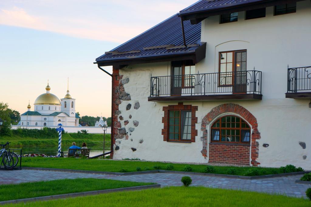 Ostrov Park Hotel Dış mekan fotoğraf